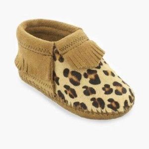 MINNETONKA Infant's in the box Riley Bootie Leopard Print